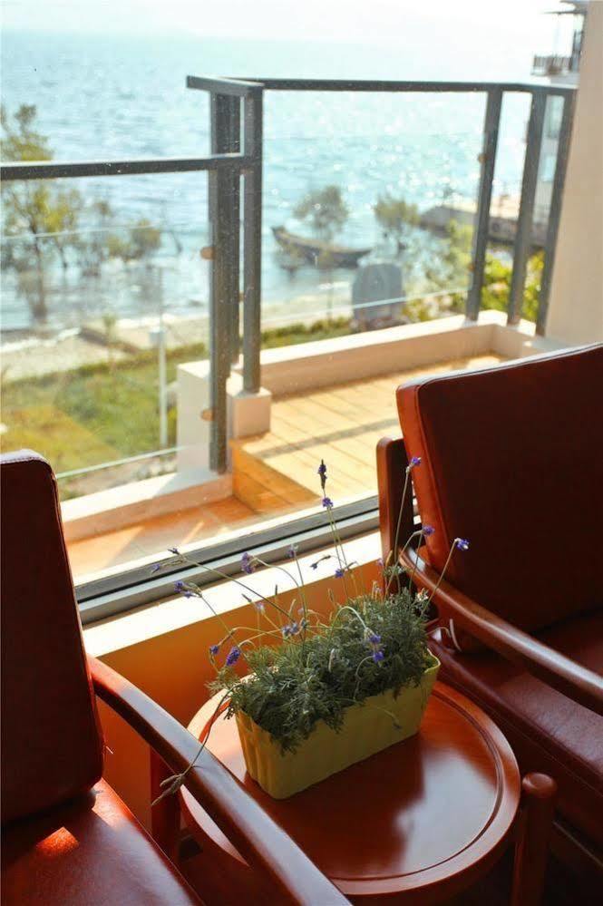 Magpies Habitat Erhai Resort Hotel Dengchuan Exteriör bild